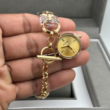 Elegant Gold Chain Watch