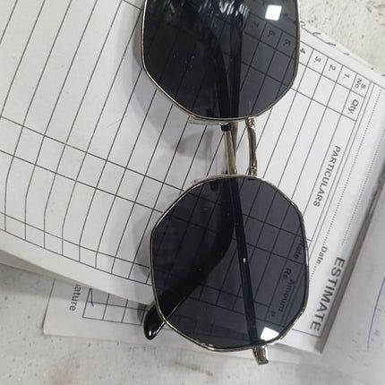 Suga Octagon Round Black Sunglass