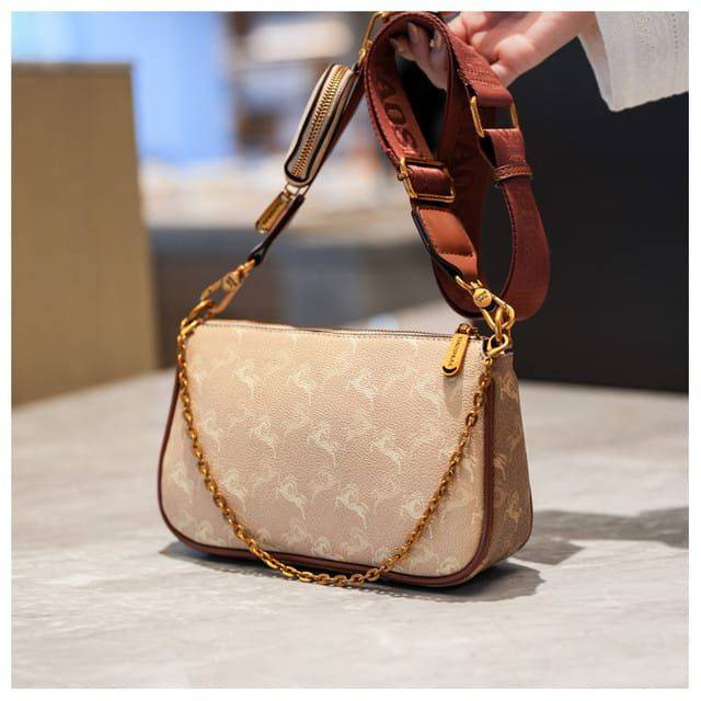 Equestrian Chic Shoulder Bag