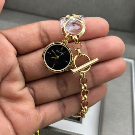Elegant Gold Chain Watch