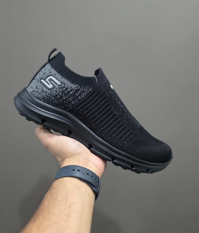 Sketchers Black