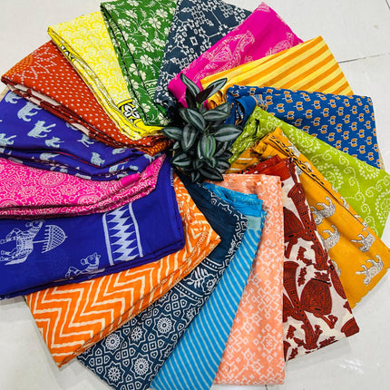 Handprints MUL cotton sarees with Blouse