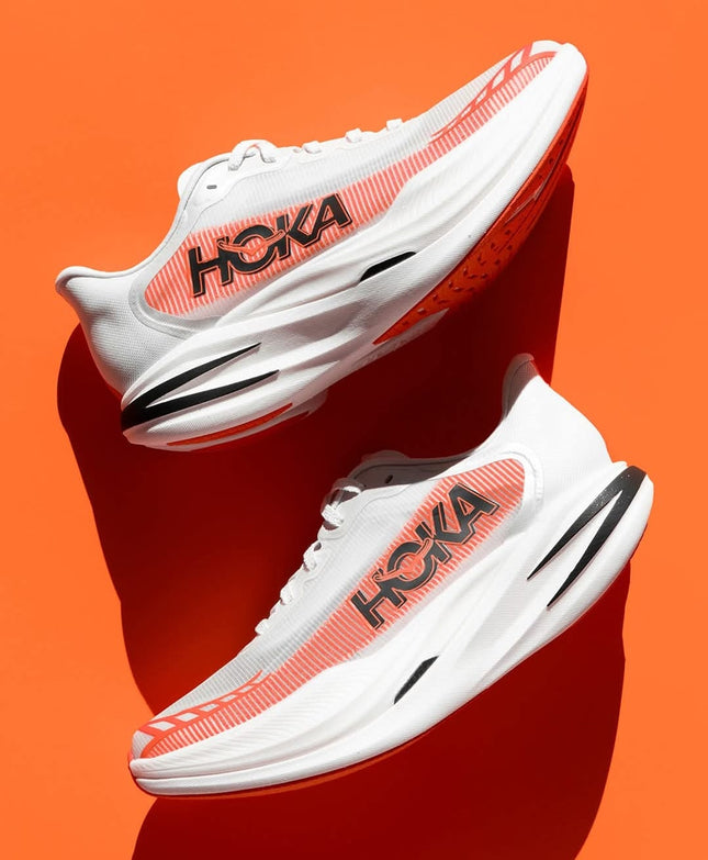 Hoka ceilox120 Frost lava