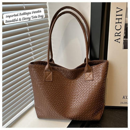 Classy Bottega Veneta