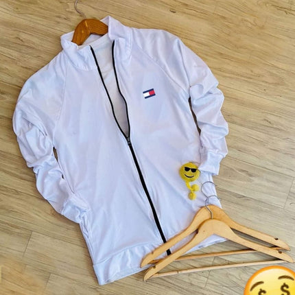 H & M