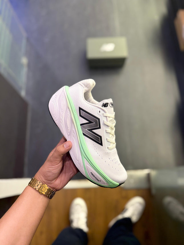 NEW BALANCE FRESHFOAM V5 