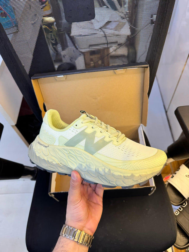 NEW BALANCE FRESH FOAM  